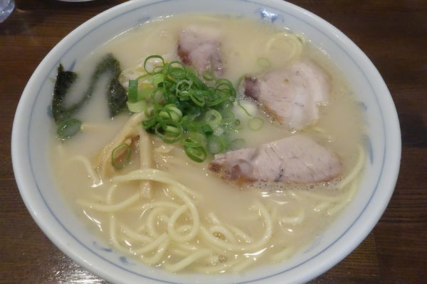 「中華そば(小)」@岡本中華 小松島本店の写真