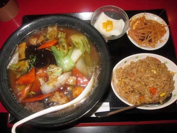 「五目湯麺＋小チャーハン　650円（ランチ）」@花彫酒家の写真