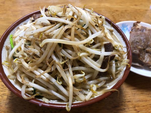 「牛肉そば + ソーキ」@前田食堂の写真
