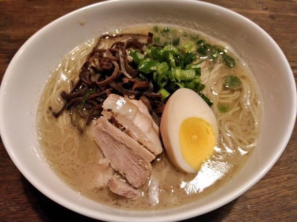 「期間限定 バリカタ豚骨らぁめん」@琉球チルダイの写真