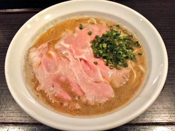 「オマール海老そば」@灰汁中華 丿貫 福富町本店の写真