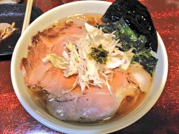 「天使ラーメン」@一条流がんこラーメン系 拉麺居酒屋 AKAMARUの写真