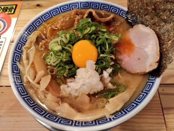 「ゲリラ限定 豚骨醤油肉中華そば」@中華そば ぬーじボンボン メンデスの写真