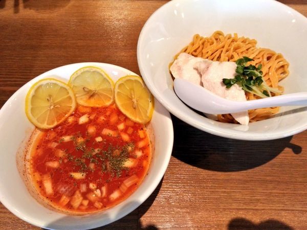 「期間限定 レモントマトつけそば」@ストライプ ヌードルズの写真