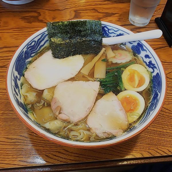 「ワンタンメン」@白河手打中華 賀乃屋の写真