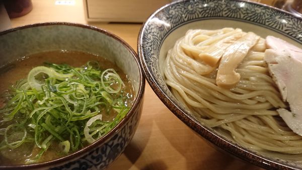 「濃厚つけ麺（大盛無料）＋九条ネギ」@濃厚鶏そば 葵の写真