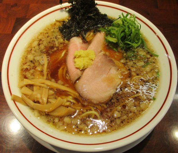 「背脂生姜醤油ラーメン　790円」@生姜醤油専門 我武者羅 代々木店の写真
