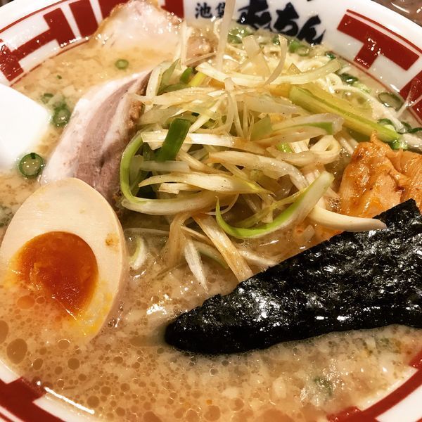 「ネギラーメン」@屯ちん 池袋本店の写真