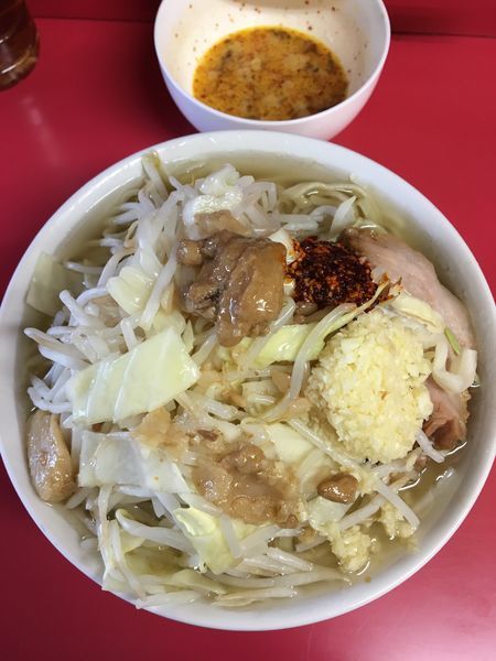 「小ラーメン  玉子  ヤサイちょいマシ  ニンニク  アブラ」@ラーメン二郎 千住大橋駅前店の写真