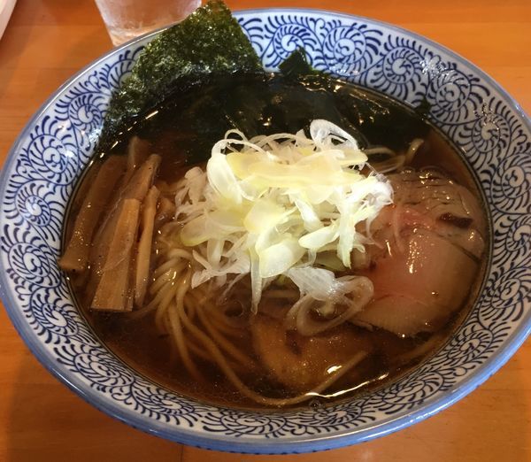 「醤油ラーメン(750¥)」@麺処 門つるの写真
