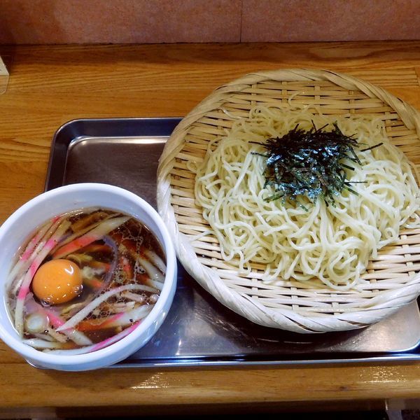 「せいろ（800円）＋生玉子（50円）」@飛田給 大勝軒の写真