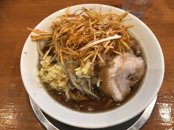 「ラーメン小辛からネギ」@麺屋穴場の写真