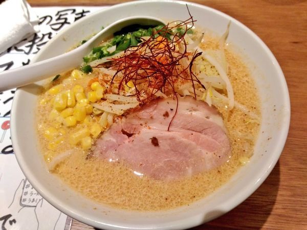 「期間限定 味噌らーめん（赤）」@麺恋 まうろあの写真