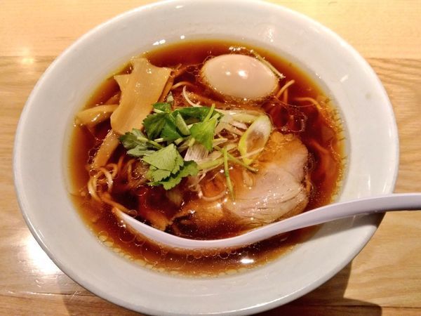 「ゲリラ限定 名古屋コーチン無化調中華そば」@ストライプ ヌードルズの写真