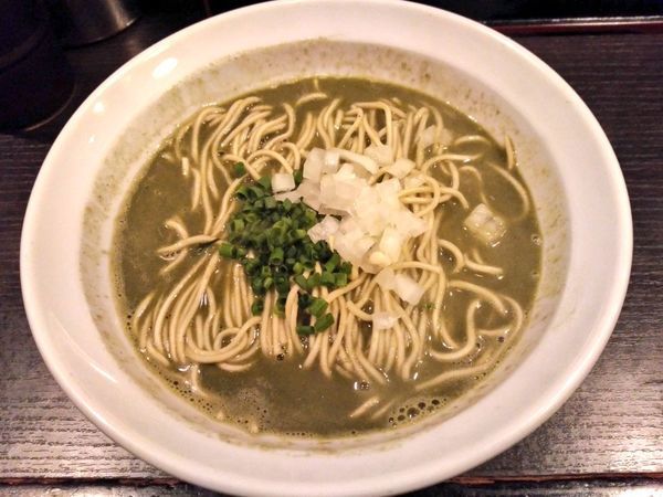 「ニラそば」@灰汁中華 丿貫 福富町本店の写真