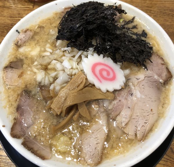 「背脂生姜醤油チャーシュー麺」@新潟長岡らーめん みずさわ 東川口店の写真