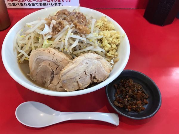 「ラーメン大+豚一枚 850円+120円」@豚ゆうの写真