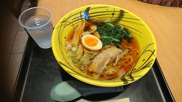 「あぶり麦豚ラーメン」@炙りチャーシューラーメン 口福軒の写真
