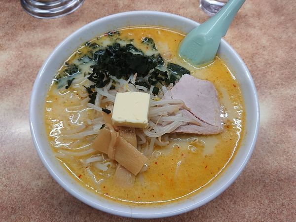 「味噌カレー牛乳ラーメン 830円」@味の札幌 大西の写真