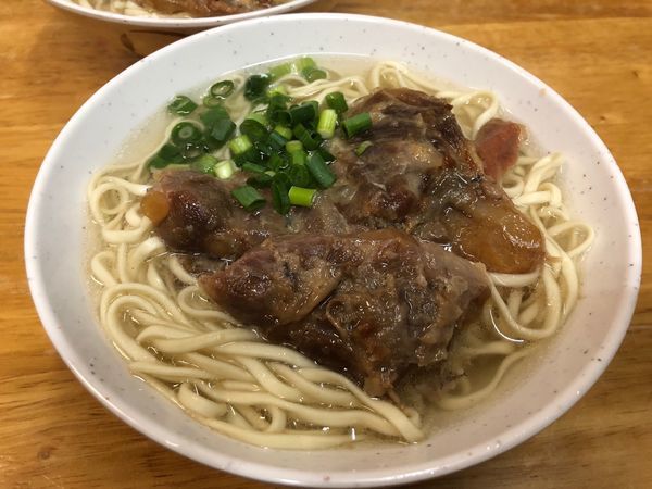 「ソーキそば」@田舎 公設市場南店の写真