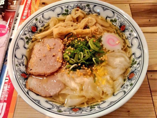 「海老ワンタン鶏塩そば」@中華そば ぬーじボンボン メンデスの写真