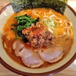 麻辣豚骨ラーメン