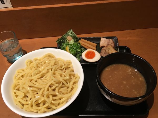 「魚介豚骨つけ麺」@らーめん春樹 トナリエ宇都宮店の写真