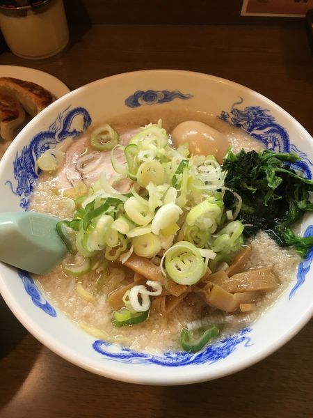 「醤油ラーメン+味玉」@麺屋 亥龍の写真