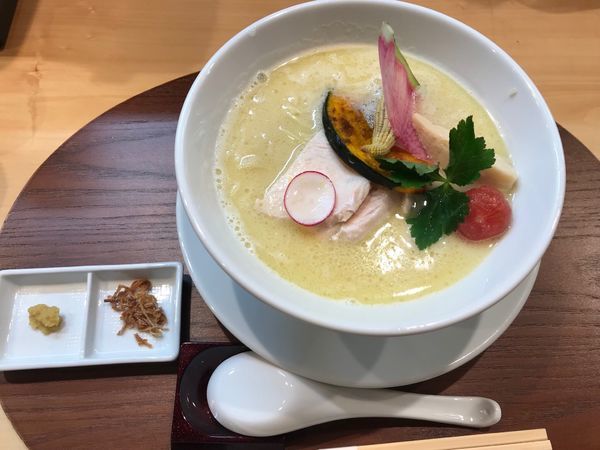 「鶏白湯Soba ¥1,000」@銀座 篝 鎌倉店の写真