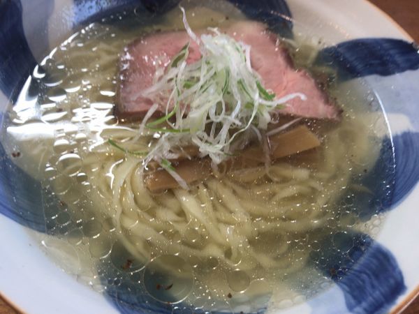 「塩らぁ麺680円+替え玉100円」@さんくるげの写真