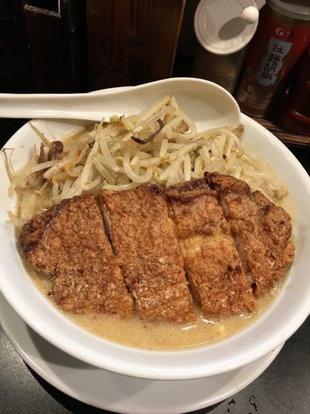 「辛味噌豚唐揚げラーメン」@味噌ラーメン専門店 味噌太善の写真