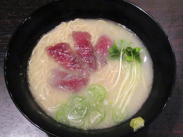 「わさびローストビーフ鶏白湯（780円）」@RA-MEN BAR KiRARAの写真