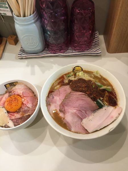 「辛辛濃菜麺」@濃菜麺 井の庄 荻窪店の写真