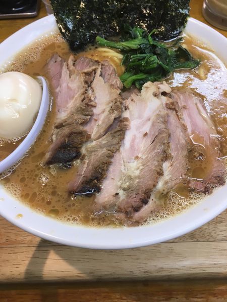 「チャーシューメン大盛味玉＋半ライス」@らーめん 㐂輪の写真