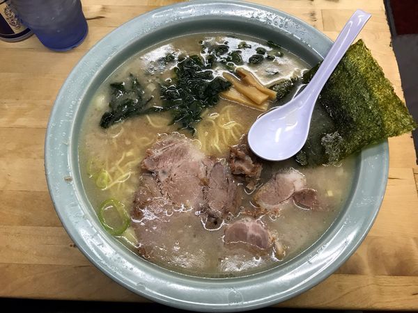 「ラーメン 中  690円」@◯つばき食堂の写真