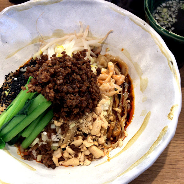 「汁無し担々麺　880円」@麺屋 椿丸の写真