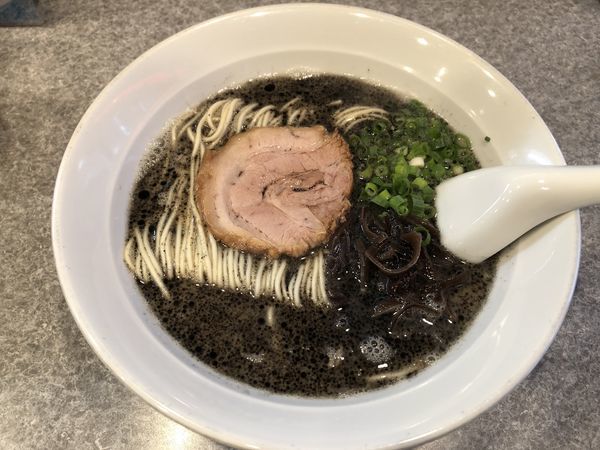 「熊本ラーメン(黒)」@麺屋 MANIの写真