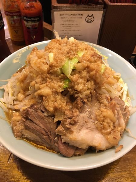 「小ラーメン+豚増し」@立川マシマシ OGKB店の写真