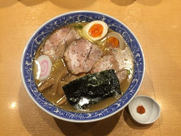 「特製中華そば」@中華そば 青葉 御徒町店の写真