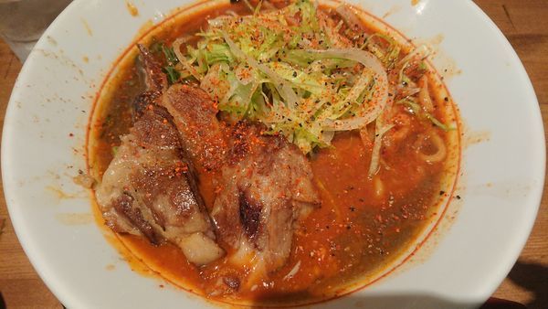 「限定レッドホットチリそば850円」@豚骨中華そば がんたれの写真