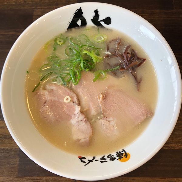 「おいしいラーメン (320円) キクラゲ (50円)」@博多ラーメン 膳 筑紫野原田店の写真