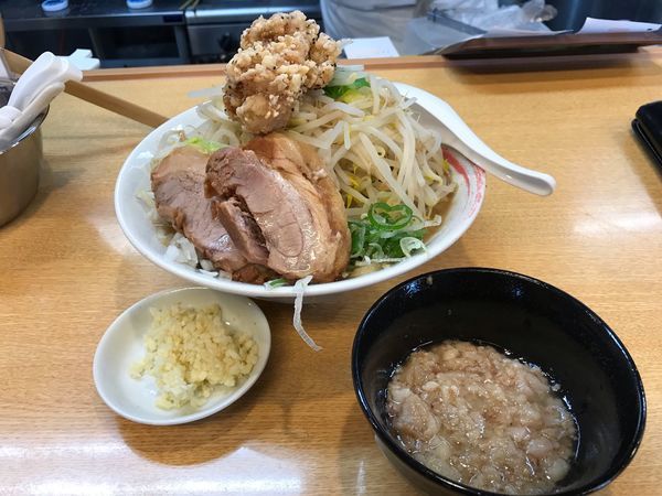 「ラーメンチャーシューマシ」@らーめん藤ろうの写真