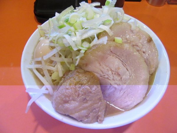 「ミニラーメン（７８０円）＋豚券＋味玉」@ちばからの写真