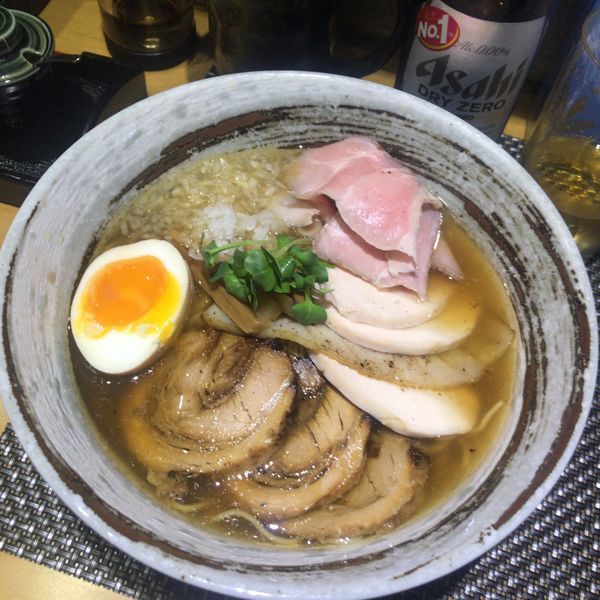「特選石釜あご出汁麺1280円+ノンアル480円」@西山屋の写真