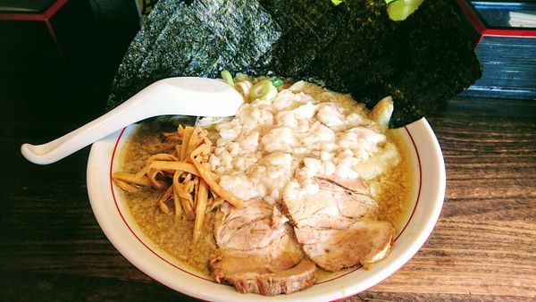 「ラーメン(身入りＷ・極極極太)+海苔」@手打ち中華そば 酒田 平間店の写真