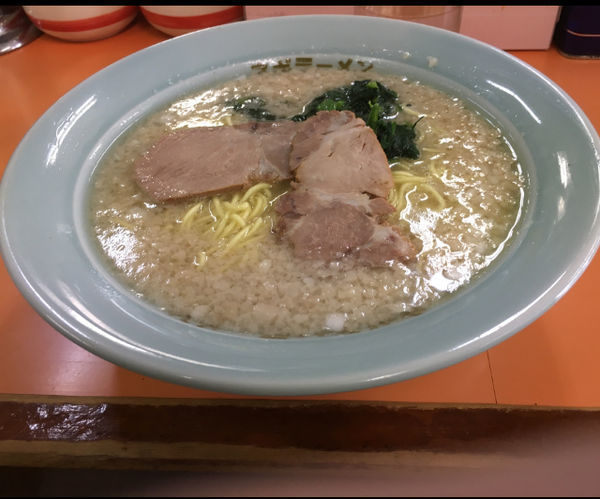 「塩ラーメン　背脂多め　海苔抜き」@ラーメンショップ 成瀬が丘店の写真