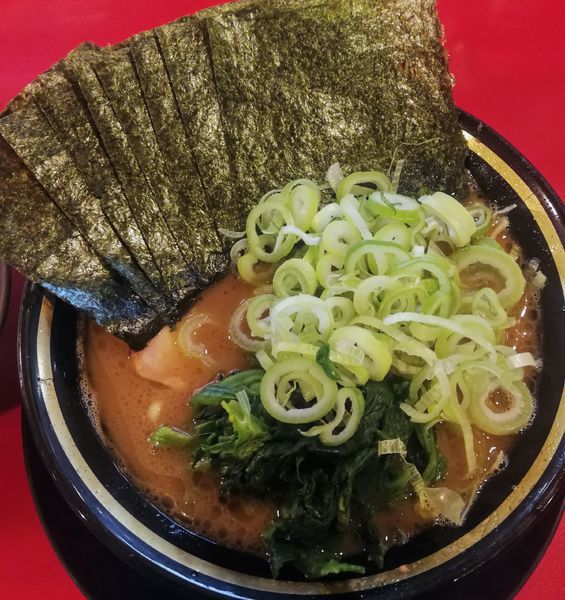 「ラーメン､海苔､薬味ねぎ」@家系ラーメン 熊田家の写真