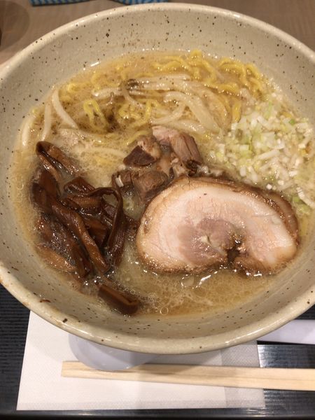 「味噌らーめん（850円）」@つじ田 味噌の章 東京駅店の写真