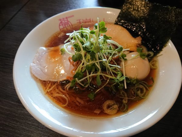 「中華そば 760円＋味玉(ｻｰﾋﾞｽ)」@中華蕎麦 瑞山（ZUIZAN）の写真
