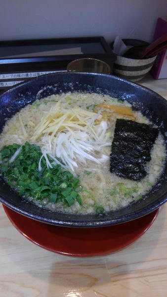「背油らぁ麺(大盛)」@支那そば やそじの写真
